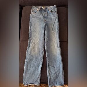 Levi Women's Ribcage Straight-Leg Jeans in Light Blue